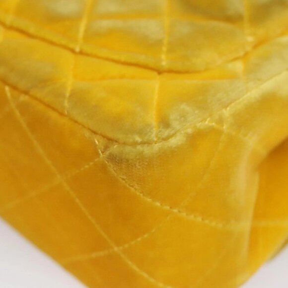 CHANEL Matelasse Chain Shoulder Bag Velor Yellow CC Auth 106423 - Picture 4 of 16